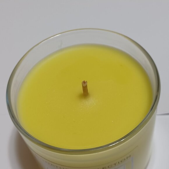 Scented Candle 4 Oz. Bath and Bodyworks Coconut Lime Verbena - Picture 6 of 6